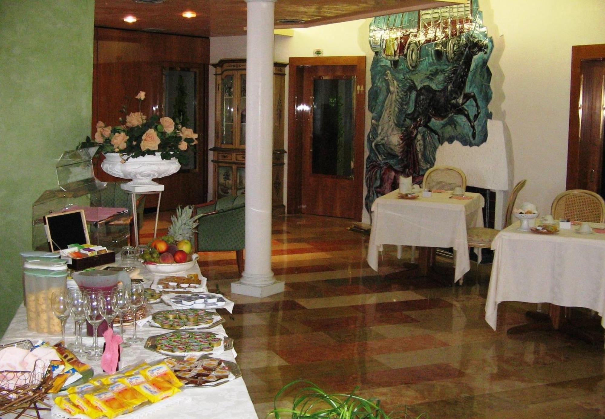 Locanda Il Burchiello Oriago Di Mira Bagian luar foto