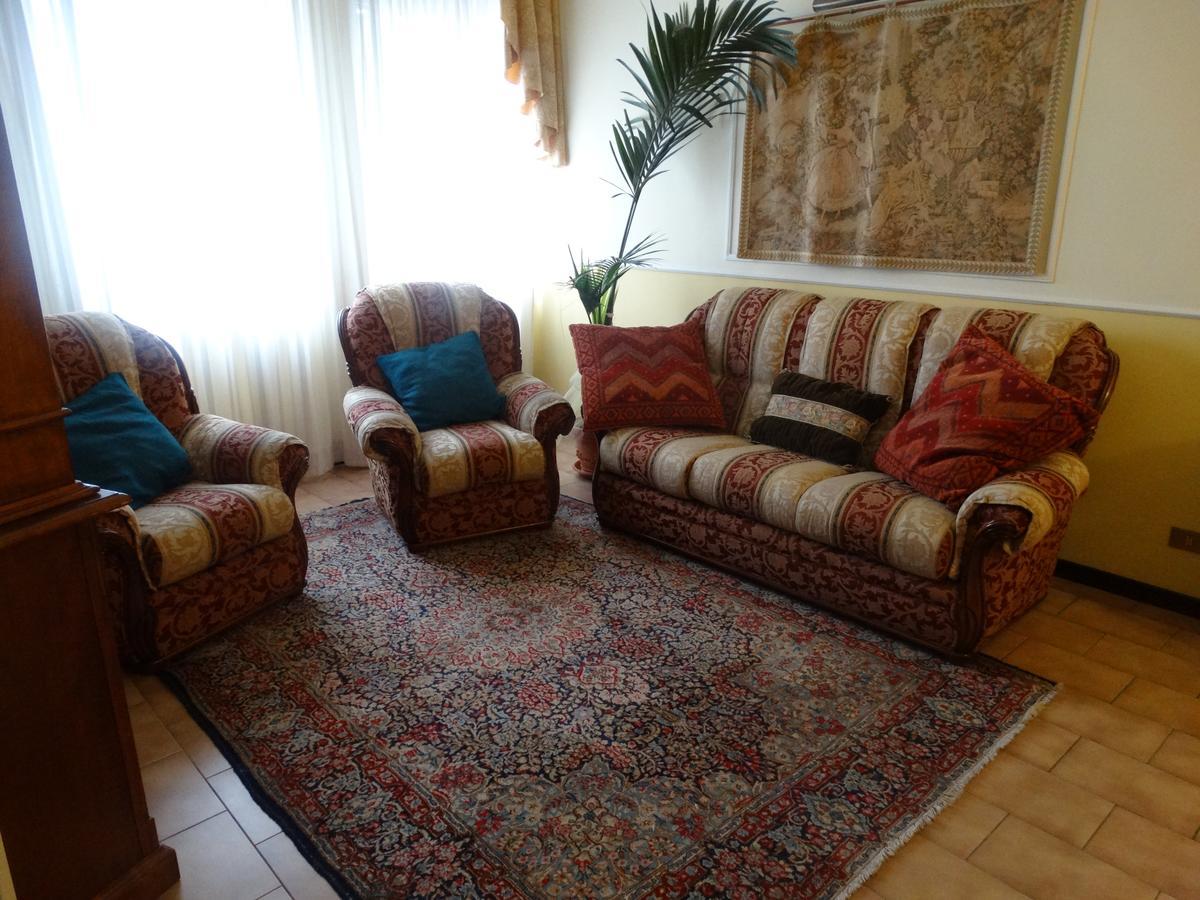 Locanda Il Burchiello Oriago Di Mira Bagian luar foto